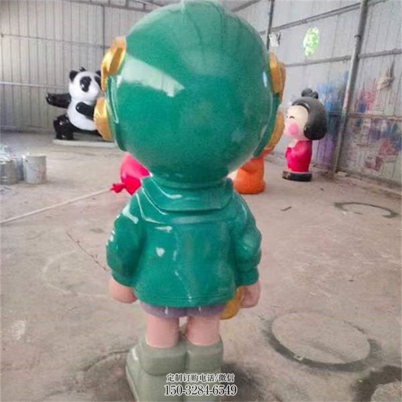室外雕塑服务商-流水风格-金属抽象飞行员雕塑